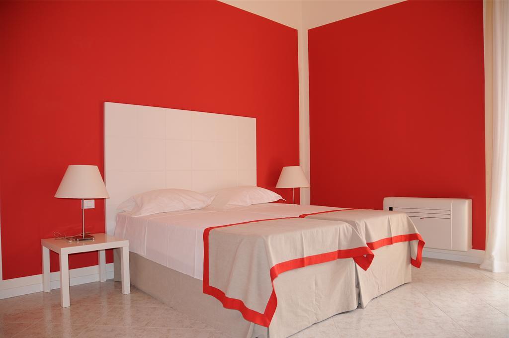 Albachiara Suite Rooms - City Center Τράπανι Δωμάτιο φωτογραφία