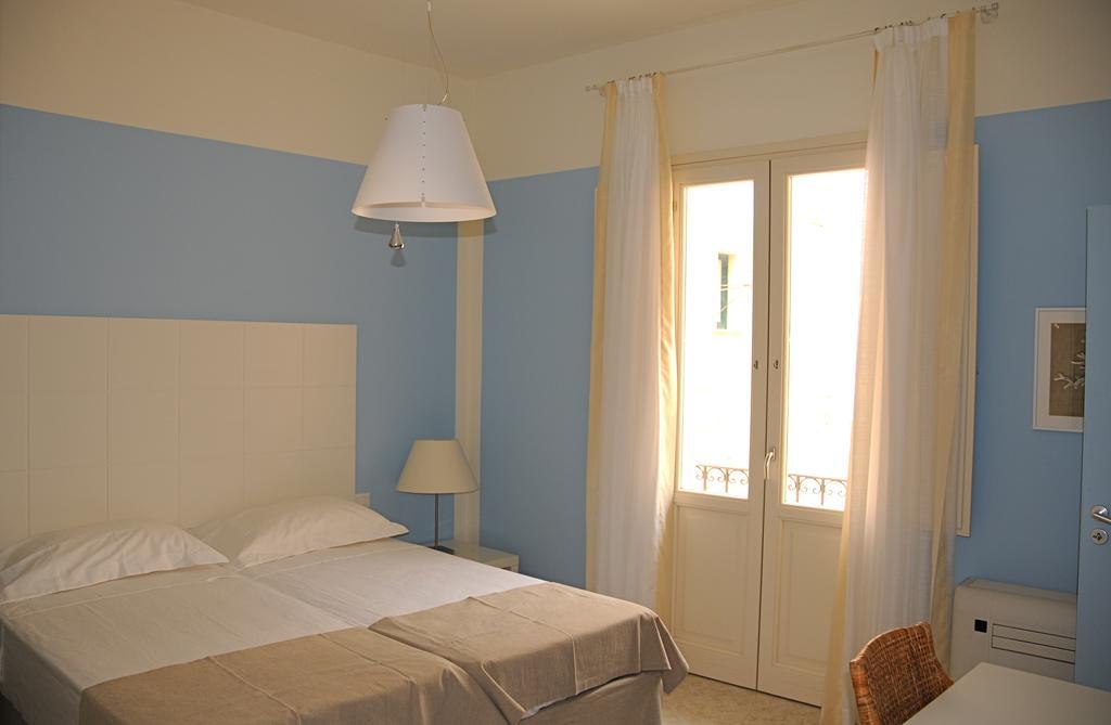 Albachiara Suite Rooms - City Center Τράπανι Δωμάτιο φωτογραφία